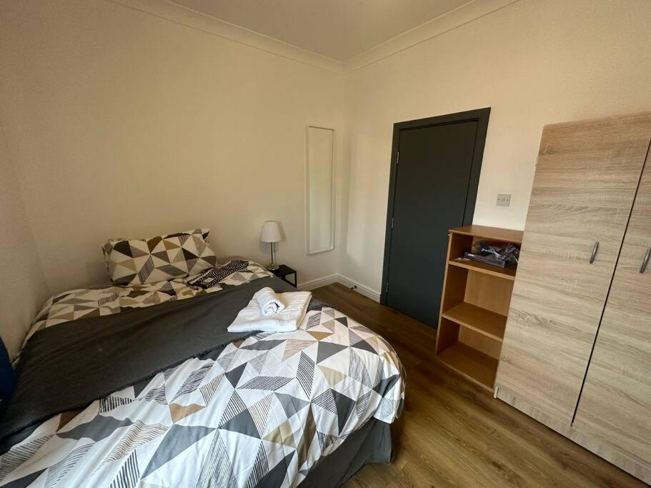 5 Bedroom House Se6 ลอนดอน ภายนอก รูปภาพ