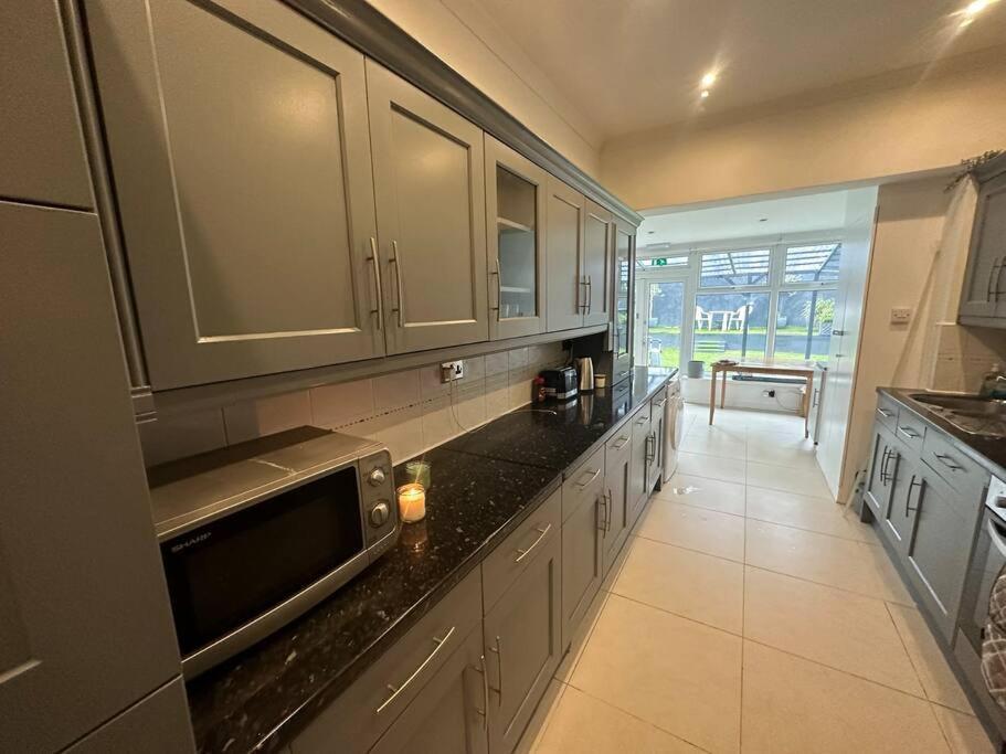 5 Bedroom House Se6 ลอนดอน ภายนอก รูปภาพ